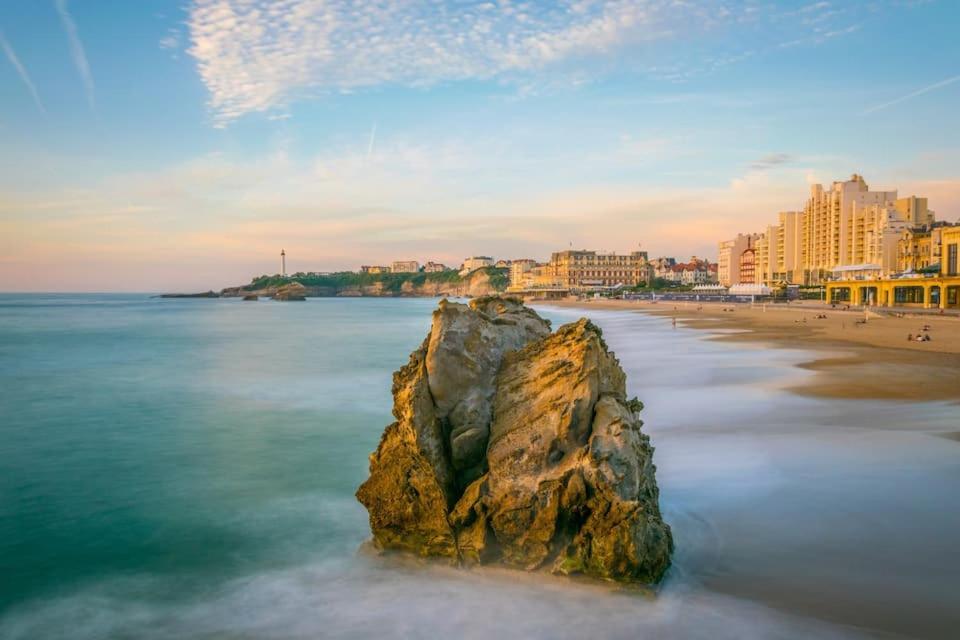 Studio Et Piscine Sur La Grande Plage เบียริตซ์ ภายนอก รูปภาพ