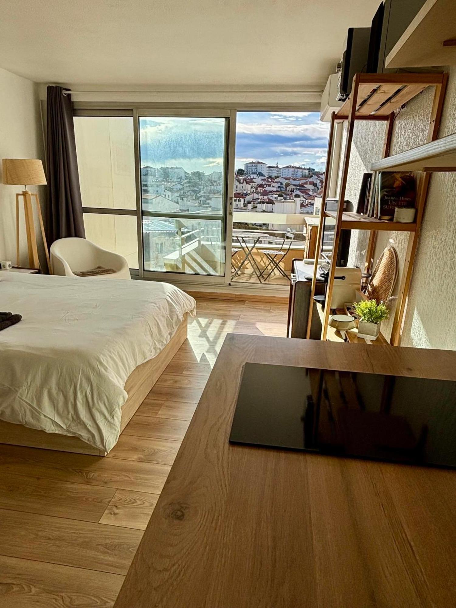 Studio Et Piscine Sur La Grande Plage เบียริตซ์ ภายนอก รูปภาพ